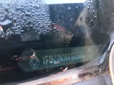 Véhicule à la ferraille renault megane iii fastback (bz0/1_, b3_) 1.9 dci (bz0n, bz0j) de l'année 2009 alimenté f9q872