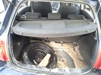 Veículo de Sucata toyota auris (_e15_) 1.4 d-4d (nde150_) do ano 2009 alimentado 1nd