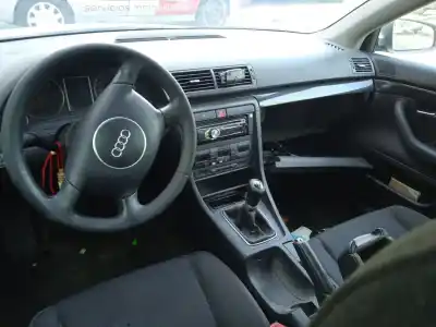 Scrapping Vehicle audi a4 b6 (8e2) 1.9 tdi of the year 2003 powered avf