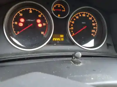 Veículo de Sucata opel astra h ranchera familiar (a04) 1.7 cdti (l35) do ano 2009 alimentado z17dtr