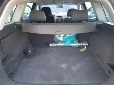 Veículo de Sucata opel astra h ranchera familiar (a04) 1.7 cdti (l35) do ano 2009 alimentado z17dtr