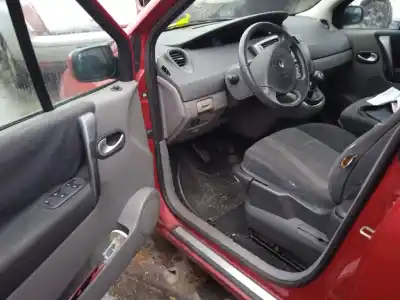 Здавання транспортного засобу renault scénic ii (jm0/1_) 1.9 dci (jm0g, jm12, jm1g, jm2c) року 2004 потужний f9q812