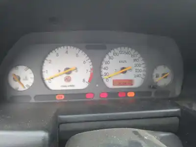 Здавання транспортного засобу mg rover mg zr 105 року 2004 потужний 14k4f