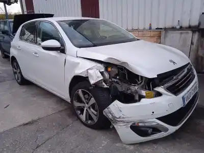 Veicolo di demolizione PEUGEOT 308 II (LB_, LP_, LW_, LH_, L3_)  dell'anno 2017 alimentato BHZ (DV6FC)