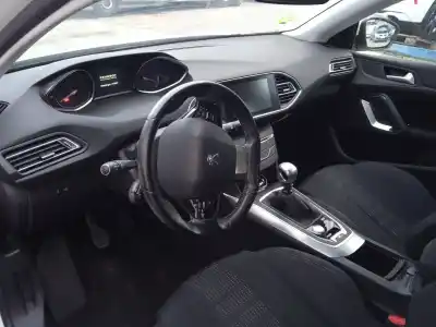 Здавання транспортного засобу peugeot 308 ii (lb_, lp_, lw_, lh_, l3_) 1.6 bluehdi 120 року 2017 потужний bhz (dv6fc)