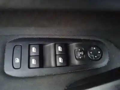 Здавання транспортного засобу peugeot 308 ii (lb_, lp_, lw_, lh_, l3_) 1.6 bluehdi 120 року 2017 потужний bhz (dv6fc)