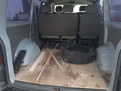 Здавання транспортного засобу volkswagen transporter v furgón (7ha, 7hh, 7ea, 7eh) 2.5 tdi року 2005 потужний axd