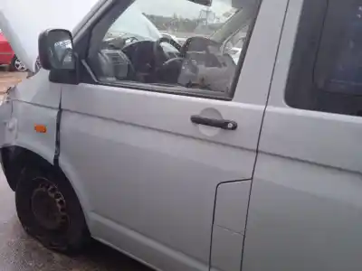 Здавання транспортного засобу volkswagen transporter v furgón (7ha, 7hh, 7ea, 7eh) 2.5 tdi року 2005 потужний axd