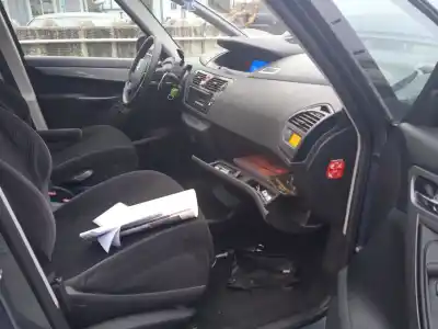 Scrapping Vehicle citroen c4 picasso i monospace (ud_) 2.0 hdi 138 of the year 2007 powered rhj