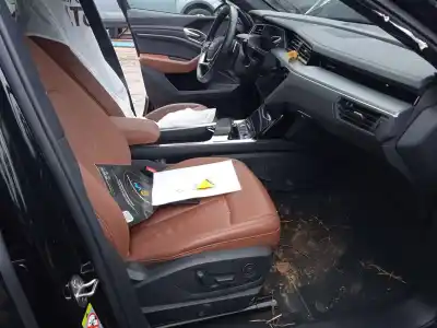 Sloopvoertuig audi e-tron (gen) 50 quattro van het jaar 2020 aangedreven easb,eawa