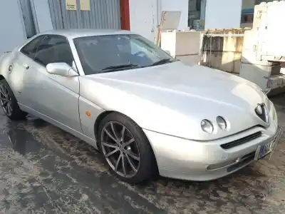 Sloopvoertuig ALFA ROMEO GTV (916_)  van het jaar 1999 aangedreven AR32201