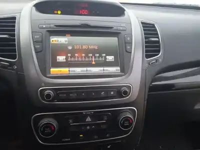 Sloopvoertuig kia sorento ii (xm) 2.2 crdi van het jaar 2014 aangedreven d4hb