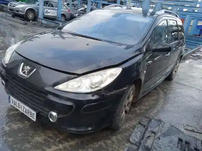 Sloopvoertuig PEUGEOT 307 BREAK (3E)  van het jaar 2006 aangedreven RHR