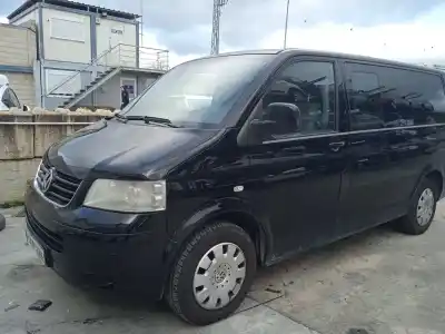 Sloopvoertuig VOLKSWAGEN MULTIVAN V (7HM, 7HN, 7HF, 7EF, 7EM, 7EN)  van het jaar 2005 aangedreven AXD