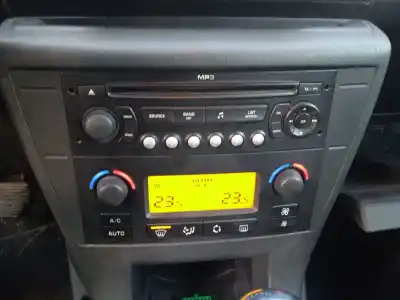 Vehicul casat citroen c4 coupé (la_) 1.6 hdi al anului 2007 alimentat 9hz