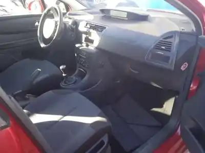 Vehicul casat citroen c4 i (lc_) 1.4 16v al anului 2008 alimentat kfu