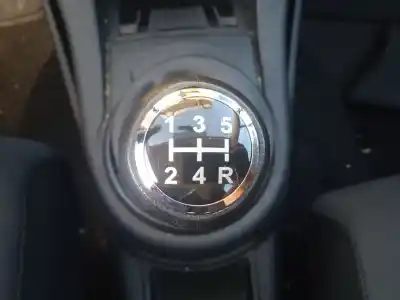 Vehicul casat citroen c4 i (lc_) 1.4 16v al anului 2008 alimentat kfu