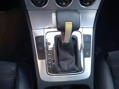 Vehicul casat volkswagen passat b6 (3c2) 2.0 tdi al anului 2007 alimentat bmr