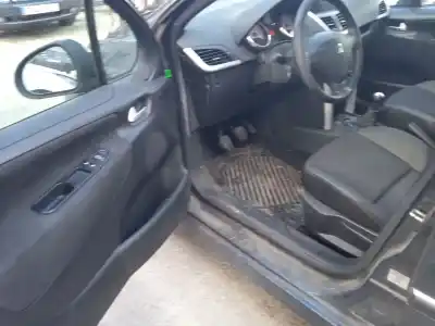 Vehicul casat peugeot 207/207+ (wa_, wc_) 1.4 al anului 2012 alimentat kft