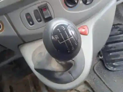 Veículo de Sucata opel vivaro a caja/chasis (x83) 2.5 cdti do ano 2009 alimentado g9u630