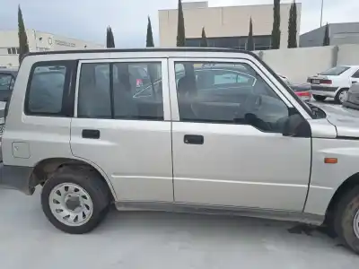 Véhicule à la ferraille suzuki vitara (et) hdi (se 420hdi) de l'année 2004 alimenté rhp