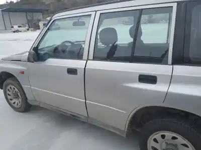 Véhicule à la ferraille suzuki vitara (et) hdi (se 420hdi) de l'année 2004 alimenté rhp