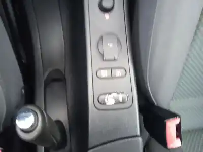 Veículo de Sucata seat altea (5p1) 2.0 tdi 16v do ano 2006 alimentado bkd