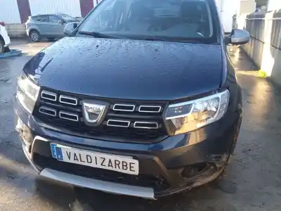 Veículo de Sucata dacia sandero ii 1.0 sce 75 (b8jc, b8jd) do ano 2019 alimentado b4d 400,b4d 401,b4d 490,b4d411