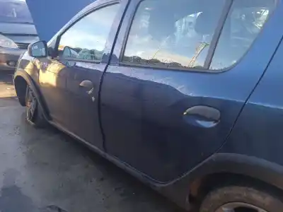 Veículo de Sucata dacia sandero ii 1.0 sce 75 (b8jc, b8jd) do ano 2019 alimentado b4d 400,b4d 401,b4d 490,b4d411