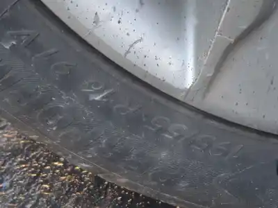 Veículo de Sucata dacia sandero ii 1.0 sce 75 (b8jc, b8jd) do ano 2019 alimentado b4d 400,b4d 401,b4d 490,b4d411