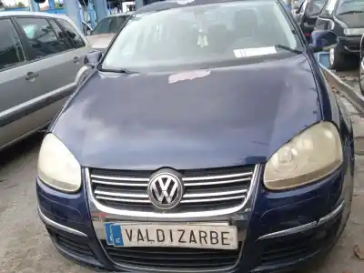 Veículo de Sucata VOLKSWAGEN JETTA III (1K2) 2.0 TDI 16V do ano 2007 alimentado BKD