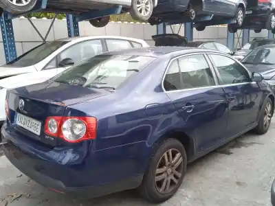 Veículo de Sucata volkswagen jetta iii (1k2) 2.0 tdi 16v do ano 2007 alimentado bkd