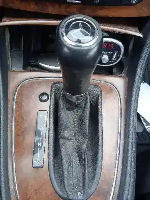 Scrapping Vehicle mercedes-benz clase cls (w219) 350 (219.356) of the year 2006 powered 272964