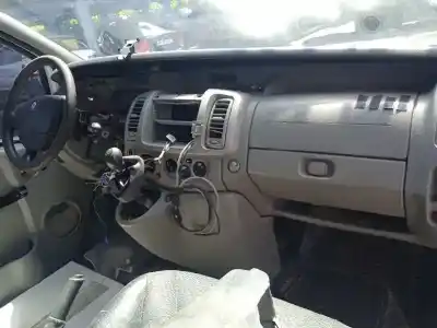 Veículo de Sucata renault trafic ii autobús (jl) 2.0 dci 115 do ano 2007 alimentado m9r780