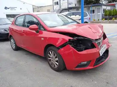 Veículo de Sucata SEAT IBIZA (6J5) Stylance / Style do ano 2013 alimentado CGGB