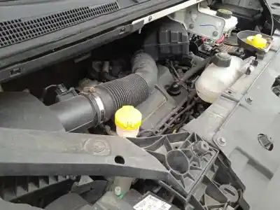 Здавання транспортного засобу renault trafic iii furgoneta (fg_) 1.6 dci 90 (fgme) року 2015 потужний r9m408