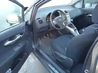 Veículo de Sucata toyota auris luna+ do ano 2007 alimentado 1ndtv