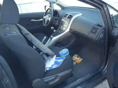 Veículo de Sucata toyota auris luna+ do ano 2007 alimentado 1ndtv