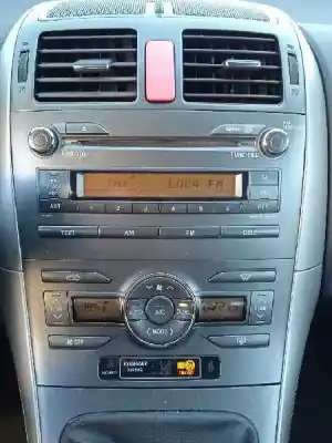 Veículo de Sucata toyota auris luna+ do ano 2007 alimentado 1ndtv