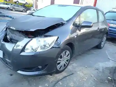 Veículo de Sucata toyota auris luna+ do ano 2007 alimentado 1ndtv