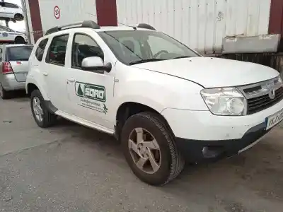 Véhicule à la ferraille dacia duster (hs_) 1.5 dci de l'année 2011 alimenté k9k796