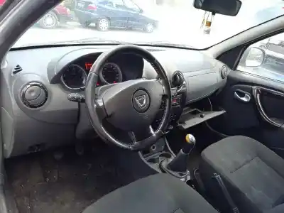 Véhicule à la ferraille dacia duster (hs_) 1.5 dci de l'année 2011 alimenté k9k796