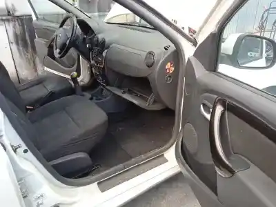 Véhicule à la ferraille dacia duster (hs_) 1.5 dci de l'année 2011 alimenté k9k796