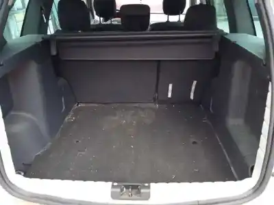 Véhicule à la ferraille dacia duster (hs_) 1.5 dci de l'année 2011 alimenté k9k796