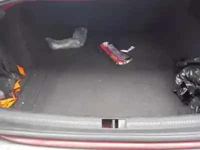 Veicolo di demolizione audi a4 berlina (8e) 2.5 tdi (120kw) dell'anno 2005 alimentato bdg