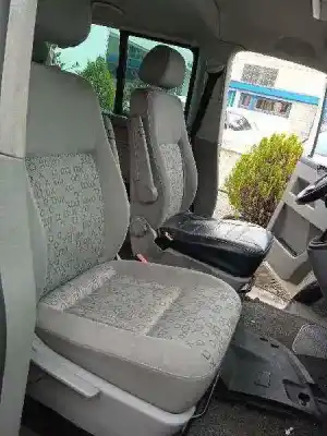 Scrapping Vehicle volkswagen t5 transporter/furgoneta 2.5 tdi of the year 2008 powered bnz