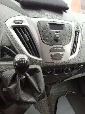 Здавання транспортного засобу ford transit custom kasten 2.0 tdci cat року 2017 потужний ynfs