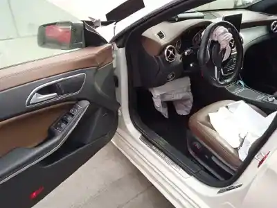 Здавання транспортного засобу mercedes-benz clase cla (w117) cla 220 cdi (117.303) року 2015 потужний 651930
