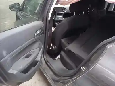 Veículo de Sucata peugeot 308 sw style do ano 2017 alimentado hn02