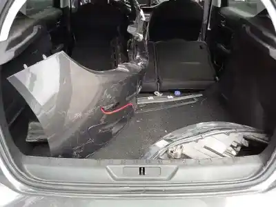 Veículo de Sucata peugeot 308 sw style do ano 2017 alimentado hn02